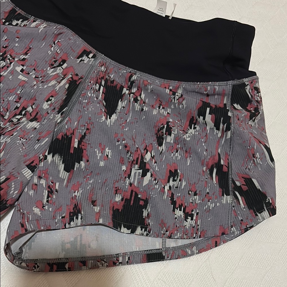 Lululemon Abstract Patterned Athletic Shorts - image 5
